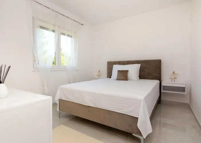 Beric By Interhome Apartment Vir