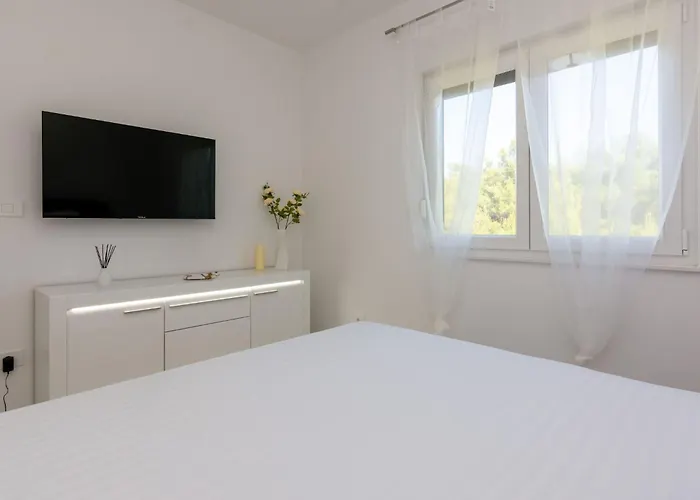 Beric By Interhome Apartment Vir