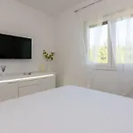 Beric By Interhome Apartment Vir